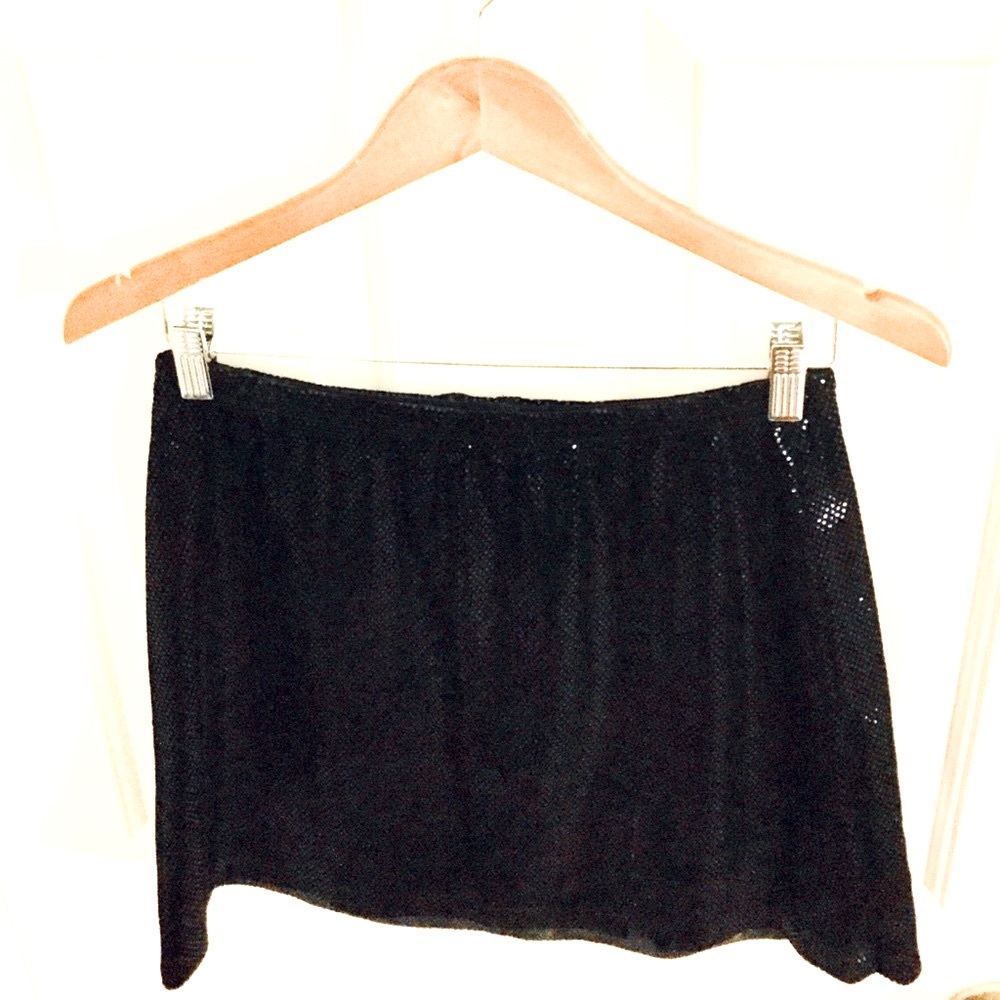 🖤Essentials - Velvet black mini skirt